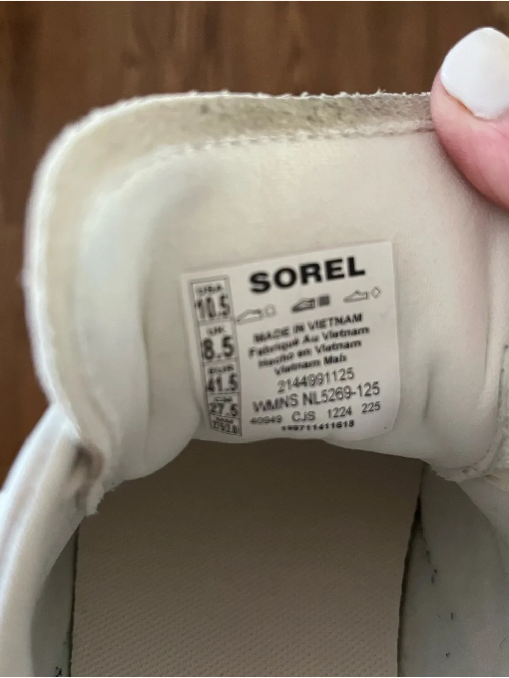 Sorel Ave T-Toe Platform Sneaker size 10.5B